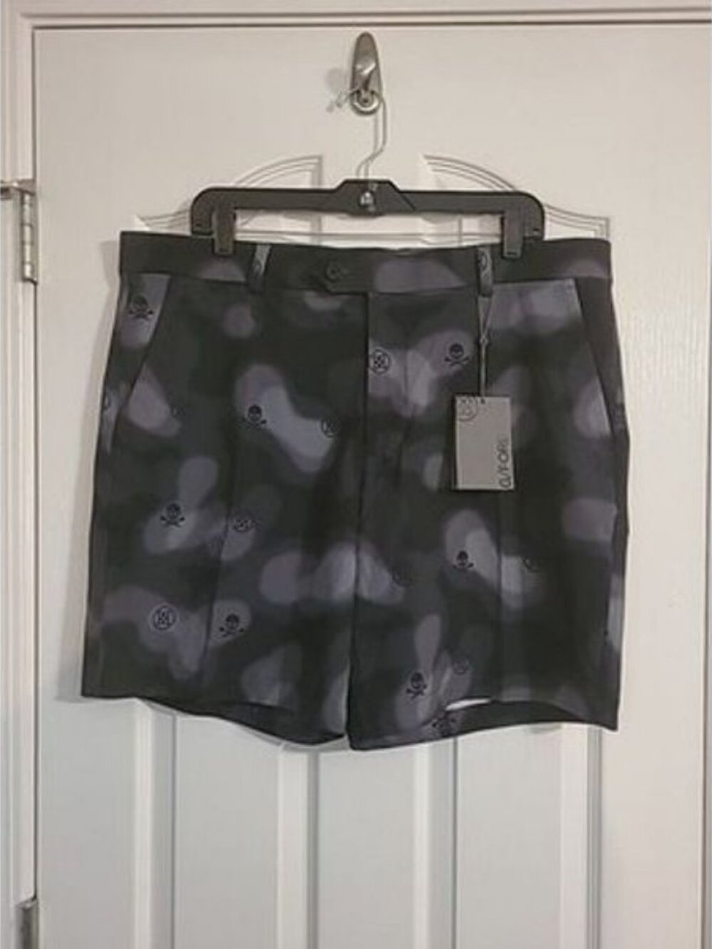 G/Fore Maverick 8" Men Sz 38 Skull Crossbones Print Onyx Camo Black Golf Shorts